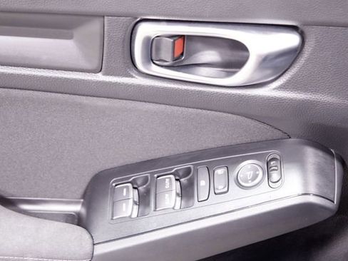 Certified 2025 Honda Civic Sport image 22