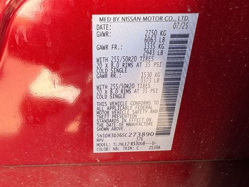 Used 2025 Nissan Pathfinder Platinum w/ Cargo Package AWD/4WD image 36
