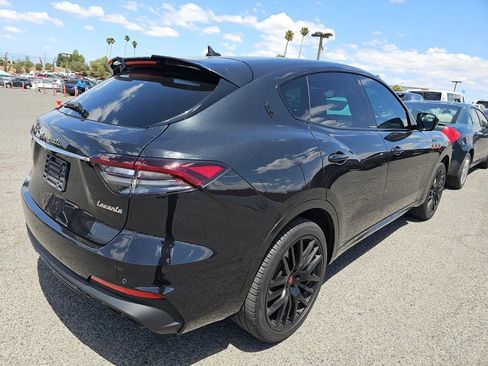 Used 2022 Maserati Levante Modena S AWD/4WD image 9