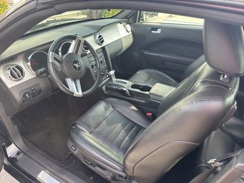 Used 2006 Ford Mustang GT Premium image 7