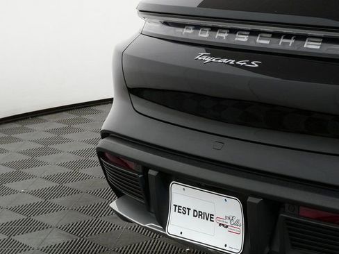 Used 2024 Porsche Taycan 4S AWD/4WD image 38