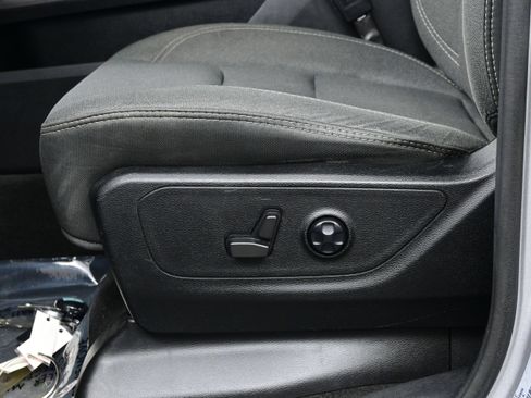 Used 2021 RAM 1500 Big Horn AWD/4WD image 14