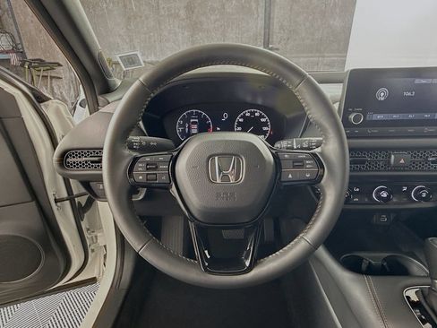 Certified 2024 Honda HR-V Sport image 11