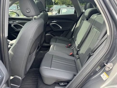 Used 2025 Audi Q5 Premium w/ Convenience Package AWD/4WD image 36
