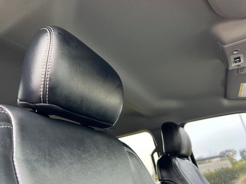 Certified 2019 Ford F250 Lariat image 17