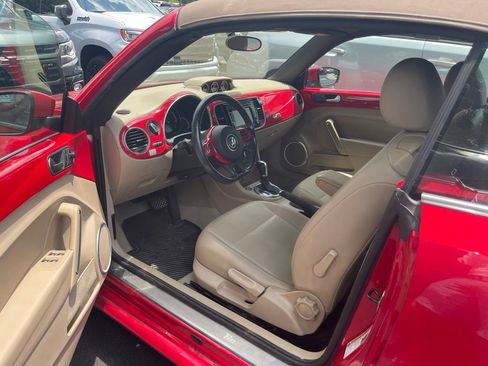 Used 2014 Volkswagen Beetle TDI FWD image 3