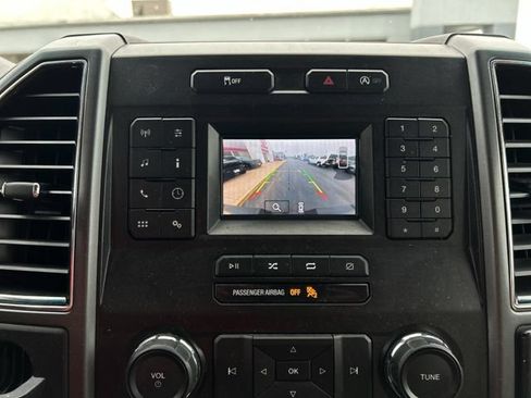 Used 2018 Ford F150 XLT RWD image 42