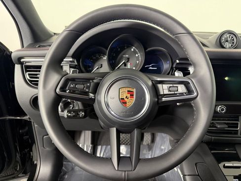 New 2026 Porsche Macan AWD/4WD image 28