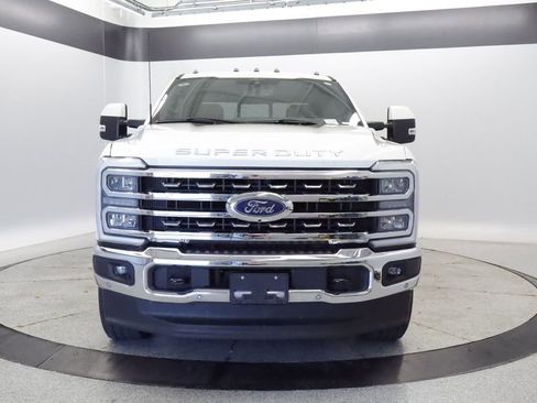 Used 2023 Ford F350 Lariat w/ Lariat Ultimate Package AWD/4WD image 11