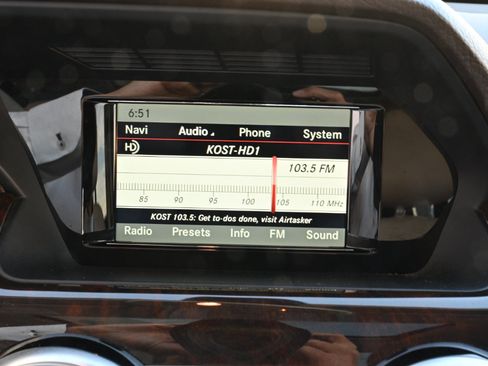 Used 2015 Mercedes-Benz GLK 350 2WD image 23