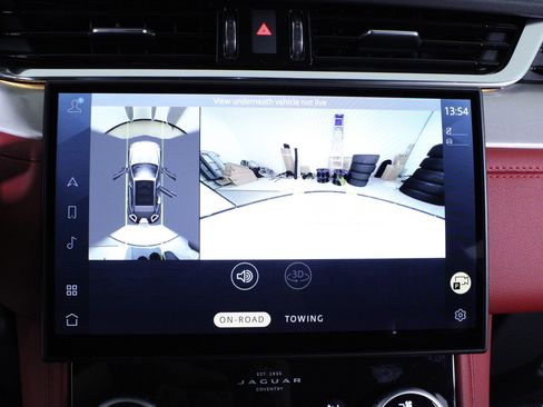 New 2025 Jaguar F-PACE R-Dynamic S image 21