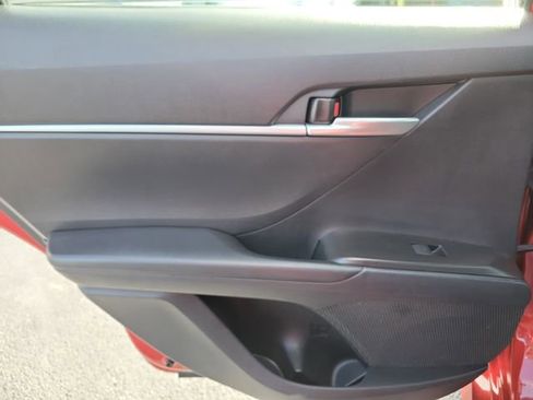 Used 2023 Toyota Camry LE FWD image 13