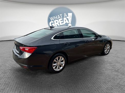 Used 2023 Chevrolet Malibu LT image 3