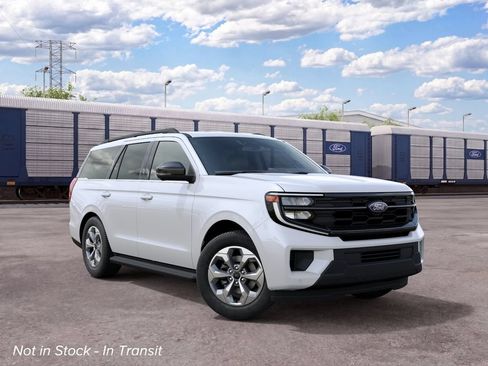 New 2027 Ford Expedition Active RWD image 4