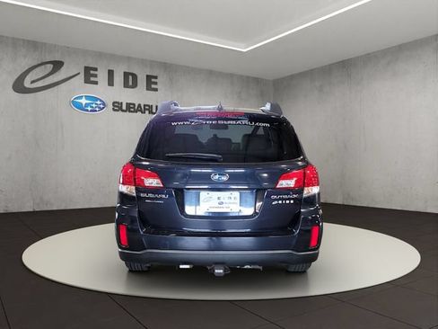 Used 2012 Subaru Outback 2.5i Limited AWD/4WD image 8