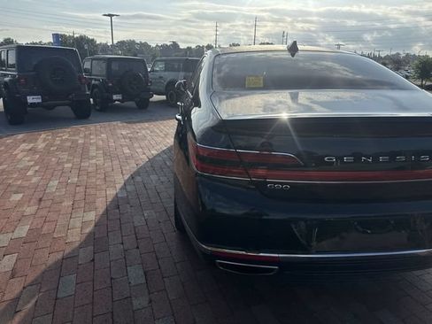 Used 2021 Genesis G90 5.0 Ultimate RWD image 10