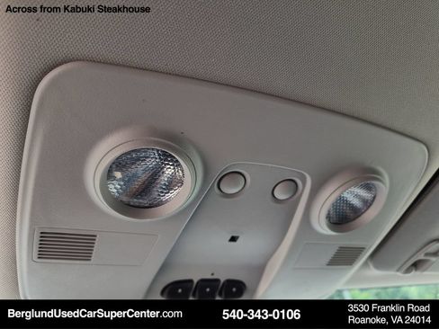 Used 2016 Buick Enclave Leather AWD/4WD image 34