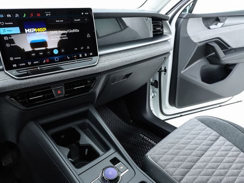 New 2026 Volkswagen Tiguan S image 23