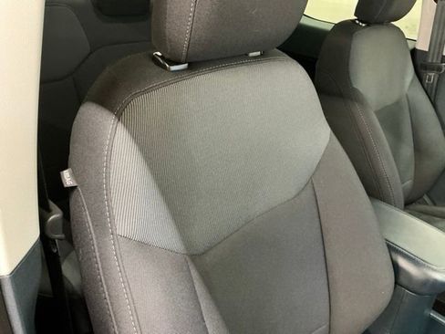 Used 2024 Ford Maverick XL FWD image 17