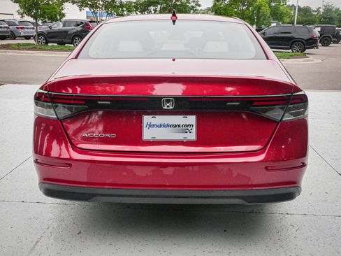 Used 2024 Honda Accord EX image 10