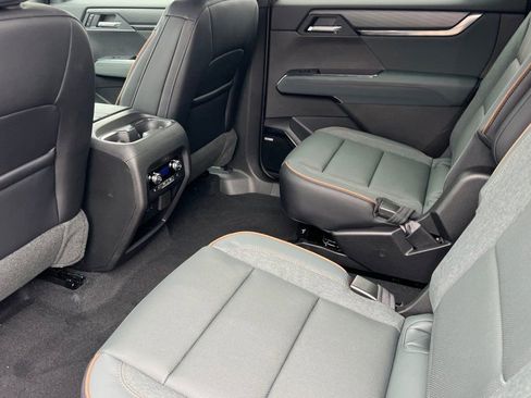 New 2026 GMC Acadia AT4 w/ Luxury Package image 9