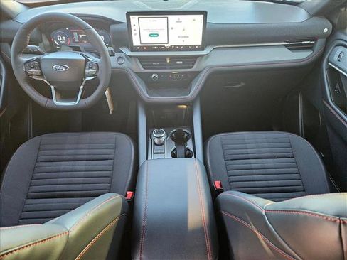 New 2026 Ford Explorer ST-Line w/ ST-Line Street Pack image 15