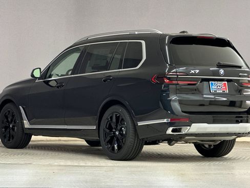 New 2026 BMW X7 xDrive40i image 3