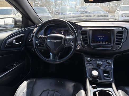 Used 2015 Chrysler 200 S w/ Navigation & Sound Group I image 19