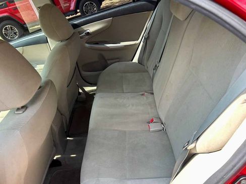 Used 2012 Toyota Corolla LE FWD image 11