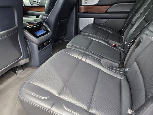 Used 2023 Lincoln Navigator Reserve w/ Equipment Group 201A AWD/4WD image 17