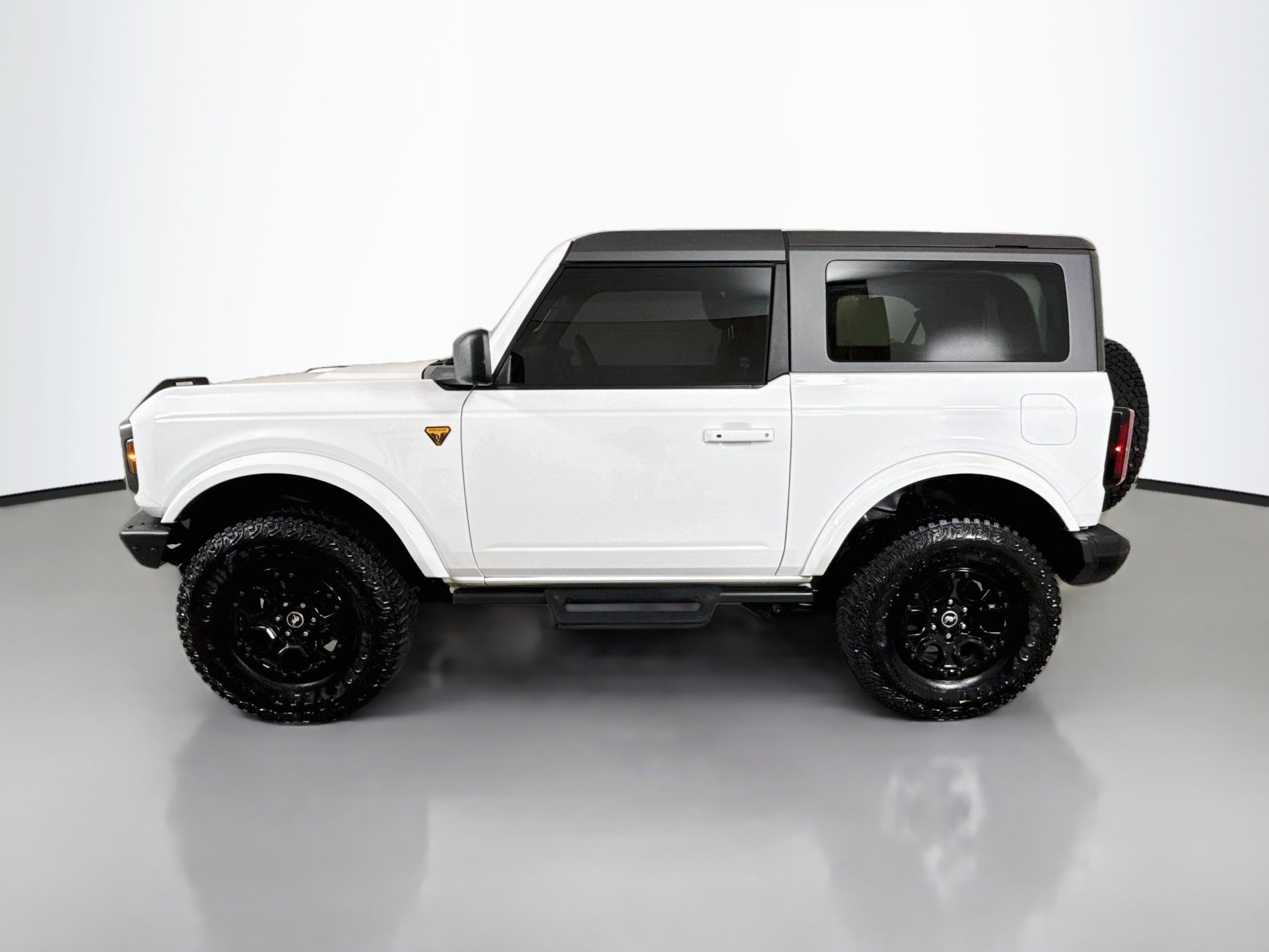 Used 2023 Ford Bronco Badlands AWD/4WD image 4