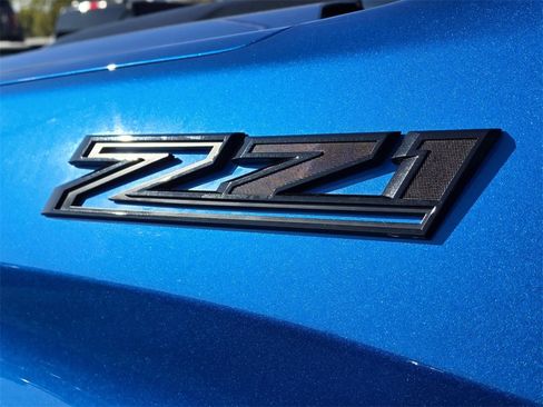 Used 2023 Chevrolet Silverado 1500 LT Trail Boss w/ LPO, Dark Essentials Package image 10