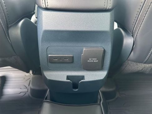 New 2026 Ford Maverick Lariat w/ Black Appearance Package image 22