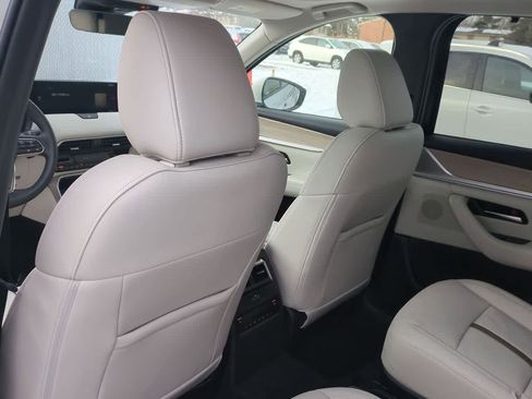 New 2026 MAZDA CX-90 3.3 Turbo w/ Premium Plus Pkg image 17