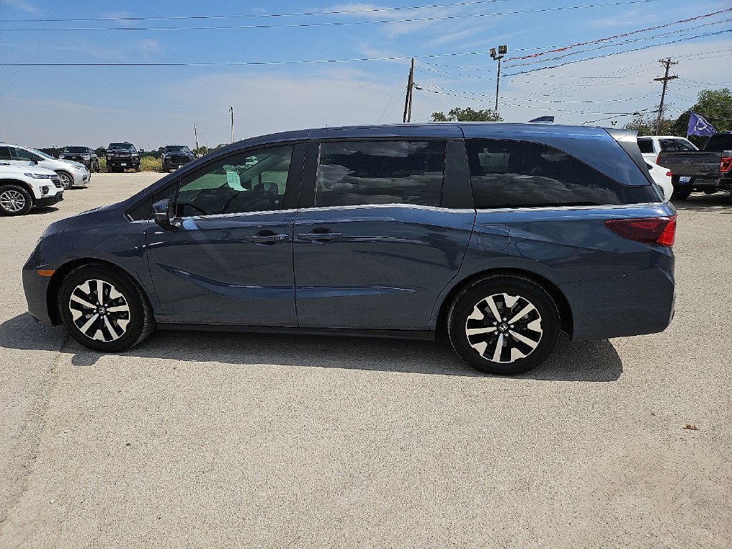 Used 2025 Honda Odyssey EX-L image 3