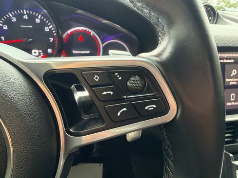 Used 2020 Porsche Cayenne AWD/4WD image 30