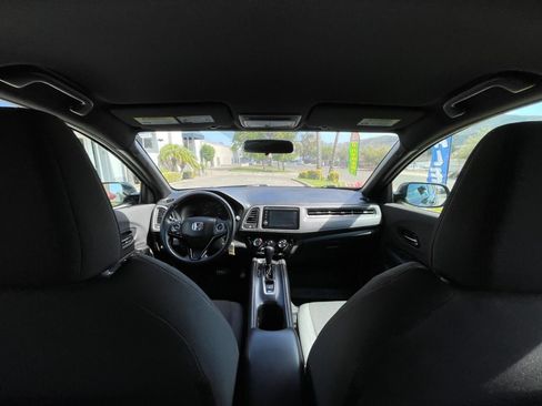 Used 2022 Honda HR-V Sport image 13