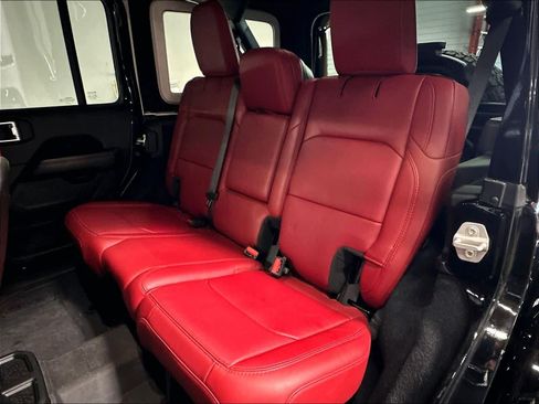Used 2024 Jeep Wrangler Unlimited Rubicon 392 w/ Dual Door Group (Lowers Only) AWD/4WD image 27