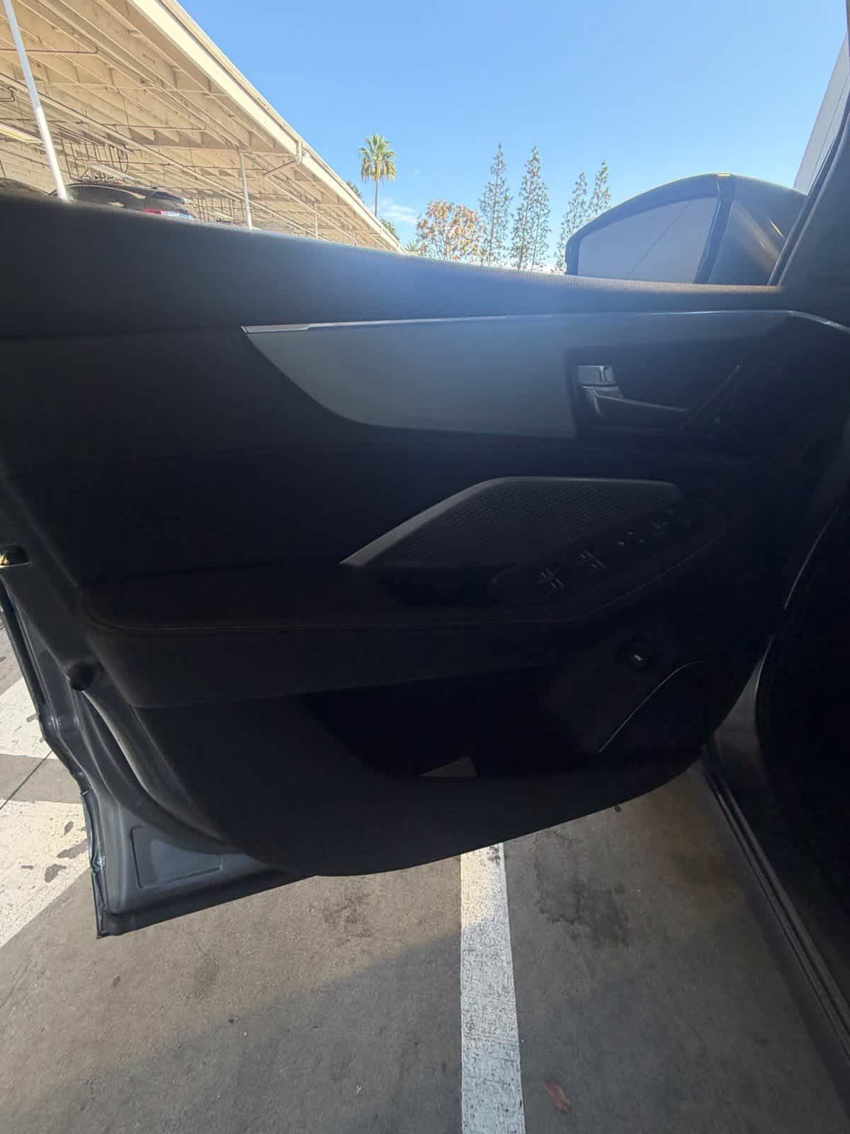 Used 2024 Acura MDX w/ Technology Package FWD image 16