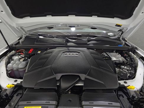 Used 2023 Audi Q7 3.0T Premium Plus w/ Premium Plus Package image 34