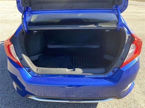 Used 2019 Honda Civic EX image 9