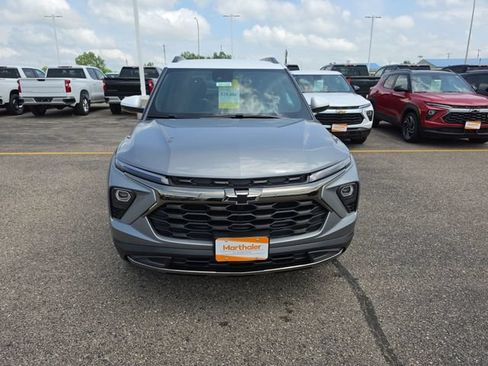 New 2026 Chevrolet TrailBlazer ACTIV AWD/4WD image 3