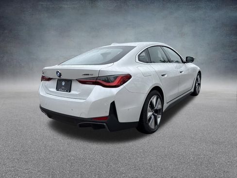 New 2026 BMW i4 xDrive40i AWD/4WD image 5