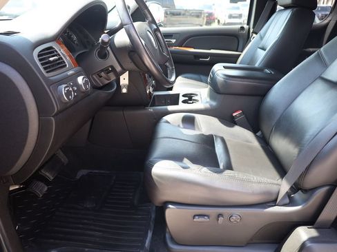 Used 2007 Chevrolet Silverado 1500 LTZ w/ Suspension Package, Off-Road" AWD/4WD image 11