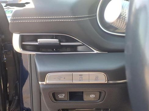 Used 2024 Genesis GV80 2.5T image 20