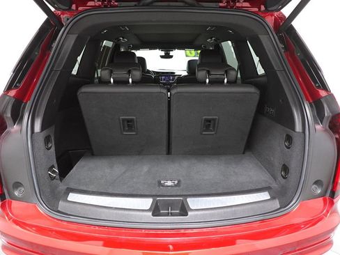 Used 2020 Cadillac XT6 Premium Luxury image 29