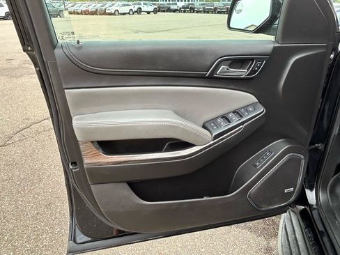 Used 2018 Chevrolet Suburban LT AWD/4WD image 15