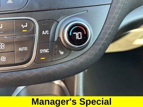 Used 2024 Chevrolet Malibu LT image 25