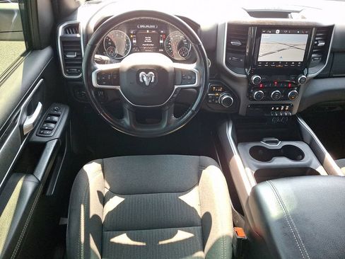 Used 2022 RAM 1500 Big Horn AWD/4WD image 12