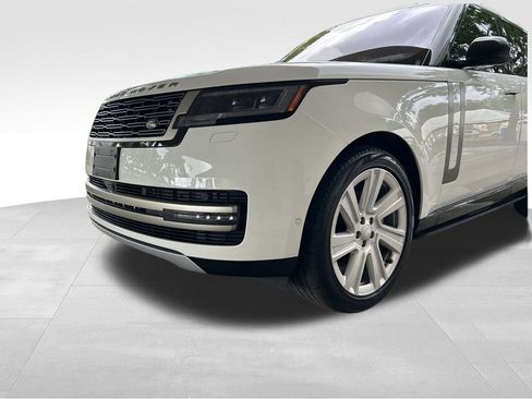 Used 2023 Land Rover Range Rover SE AWD/4WD image 15